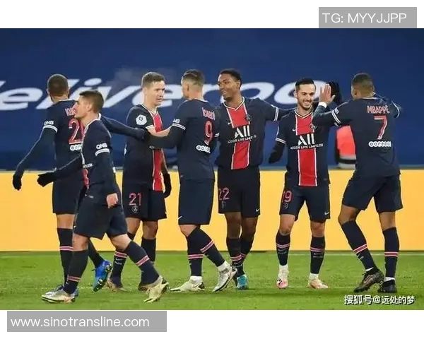 拿玻里与巴黎圣日耳曼的巅峰对决谁能笑到最后解析两队战术与球员表现 拿玻里与巴黎圣日耳曼的巅峰对决谁能笑到最后解析两队战术与球员表现