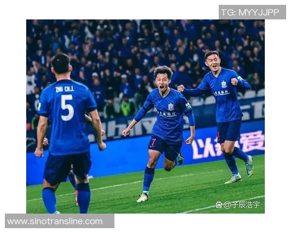 科曼的战术革新与球队重建之路:从球员到教练的成功转型分析 科曼的战术革新与球队重建之路:从球员到教练的成功转型分析